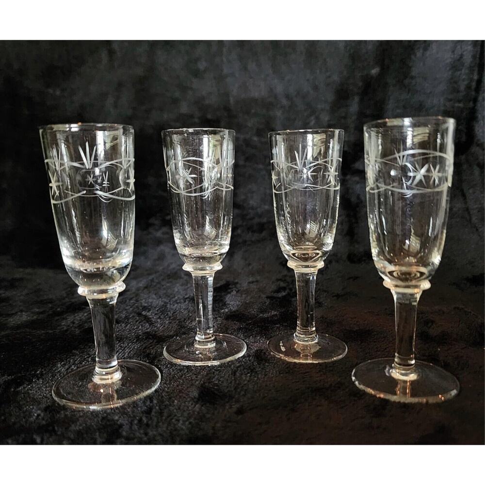 4 Vintage Clear Etched Aperitif Liqueur Cordial Glasses